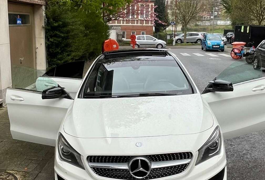 Mercedes-Benz (CDI) d 4Matic 7G-DCT AMG Line