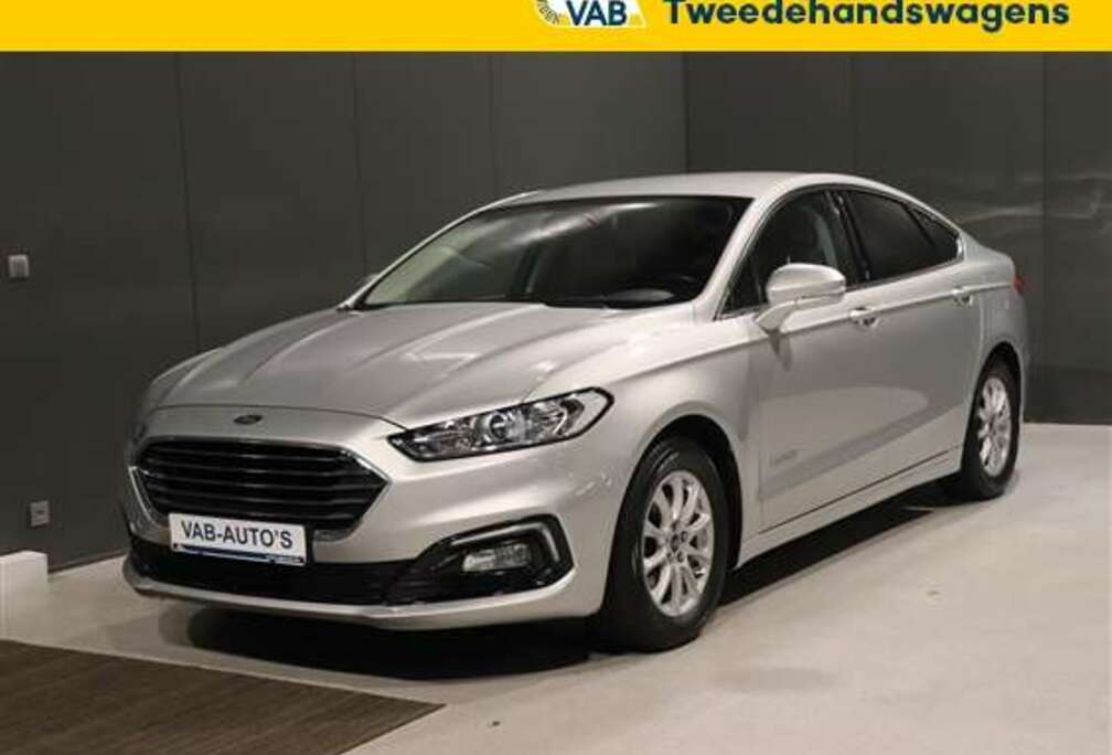 Ford HYBRIDE HEV TITANIUM