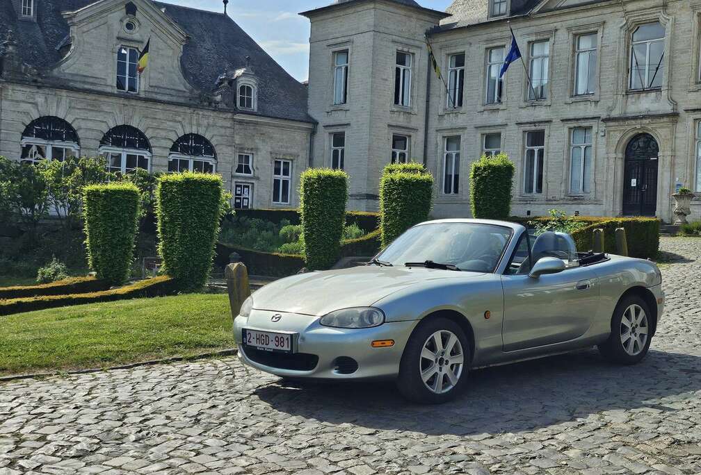 Mazda 1.8i 16v Twins