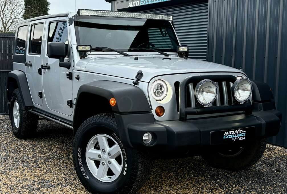 Jeep 2.8 CRD Sport 4x4/ Automatique/ Utilitaire/