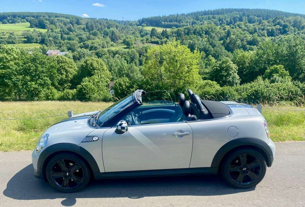 MINI Finition JCW en état irreprochable (seulement 87.700 Km) à voir