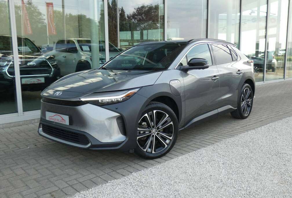 Toyota AWD |SOH 98,2%| PREMIUM +Trekhaak +Pano dak +LEDER +JBL +360°Camera +Zetelventilatie +Zetelverwarming