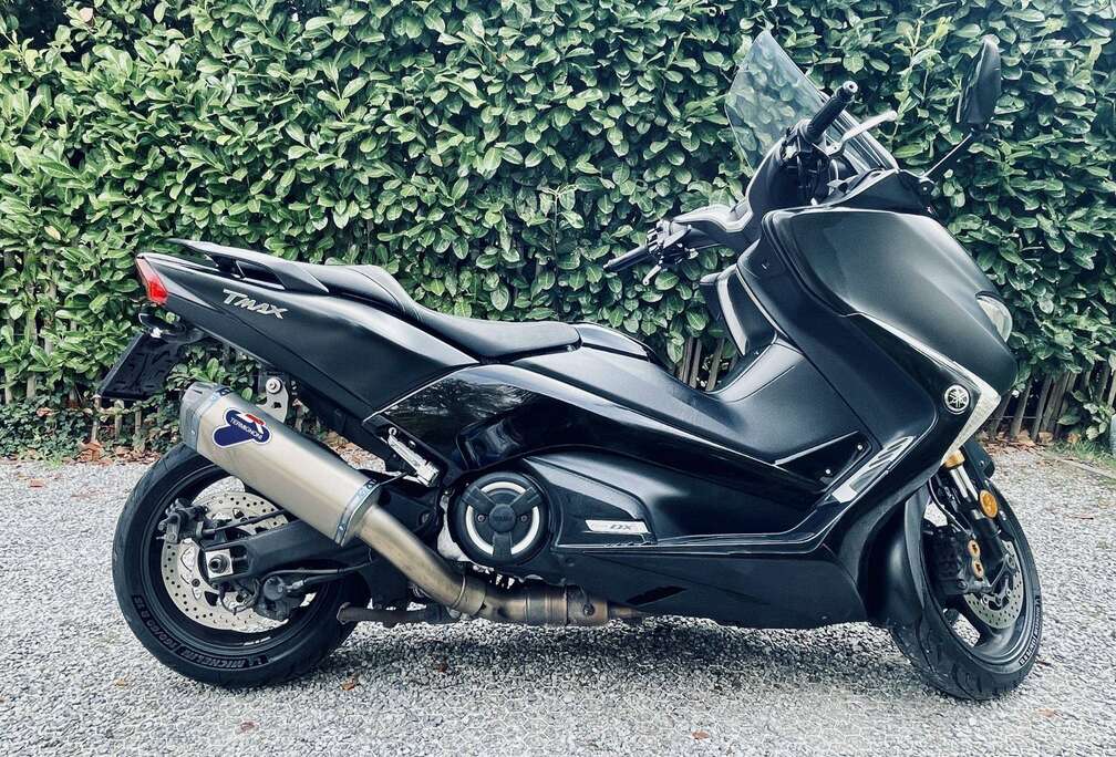 DX 530 full options-Termignoni-vario Malossi - 2 pneus neufs - support plaque court
