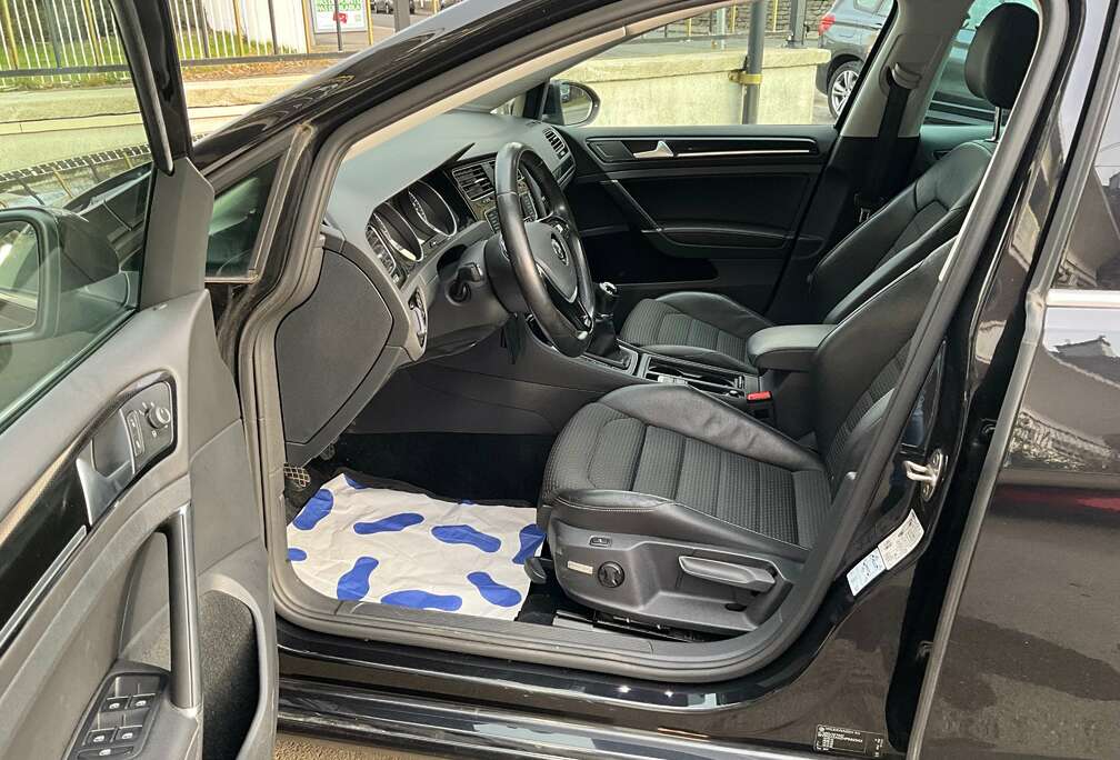 Volkswagen 2.0 CR TDi Highline  OFFRE DU MOMENT