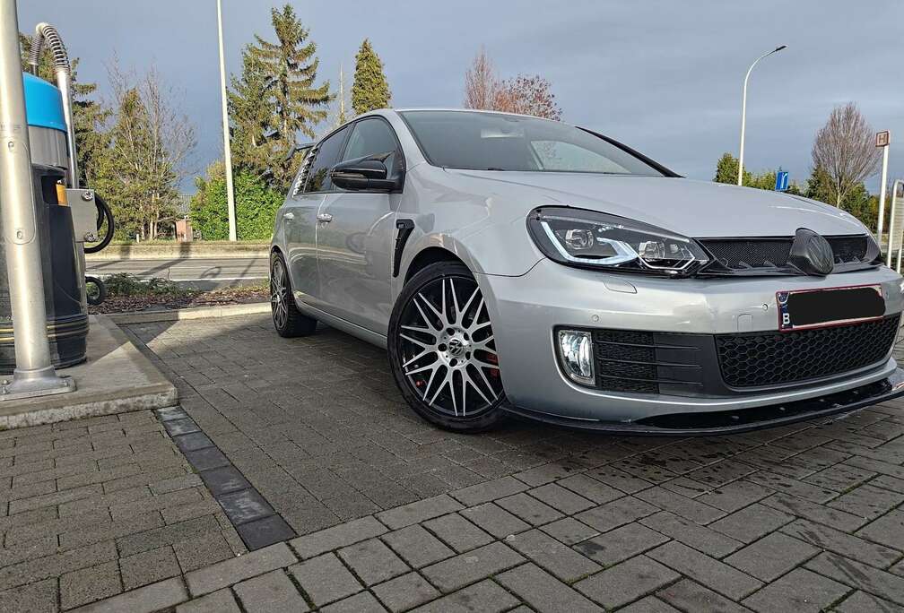 Volkswagen 2.0 TSI