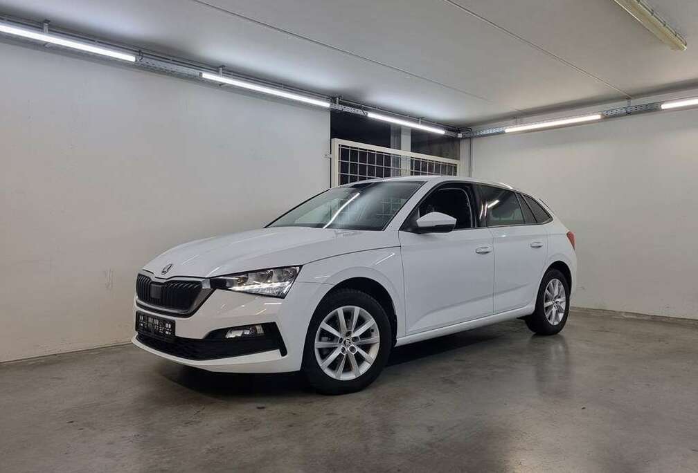 Skoda Ambition Automaat - 31129km - Garantie