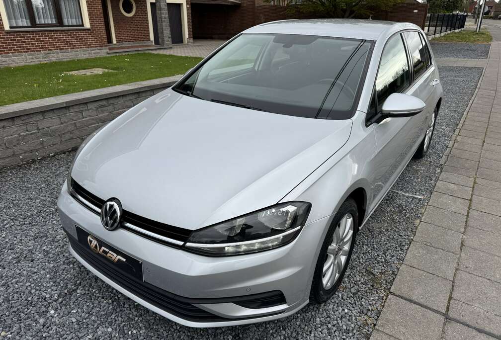 Volkswagen Golf 1.6 SCR TDi NAVI/CARPLAY/CAMERA/GARANTIE 1AN