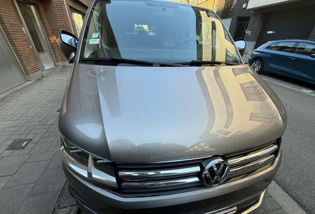 Volkswagen DSG Lang 4MOTION Highline