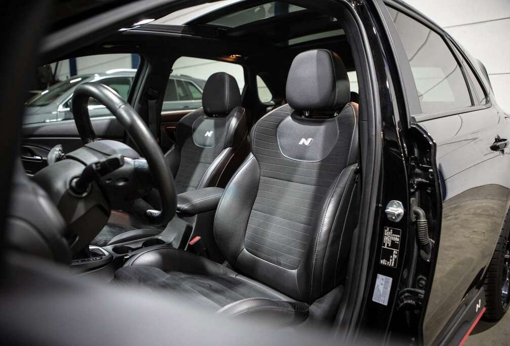 Hyundai N 2.0 T-GDi Performance Pack