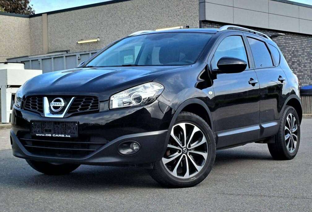 Nissan Qashqai 1.6i 2WD BOITE AUTO 18\'\' PANO 1\'Eign/1\'Owner