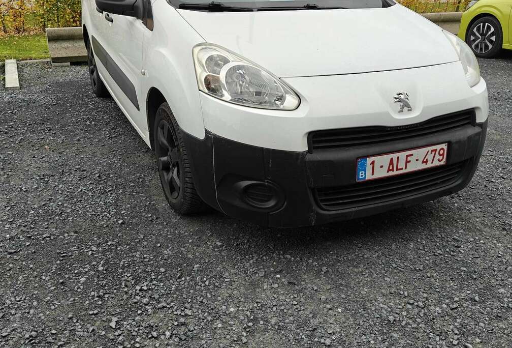 Peugeot 1.6 e-HDi 90 L2 FAP Stop&Start Komfort