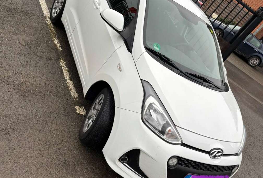 Hyundai 1.0i Air #1