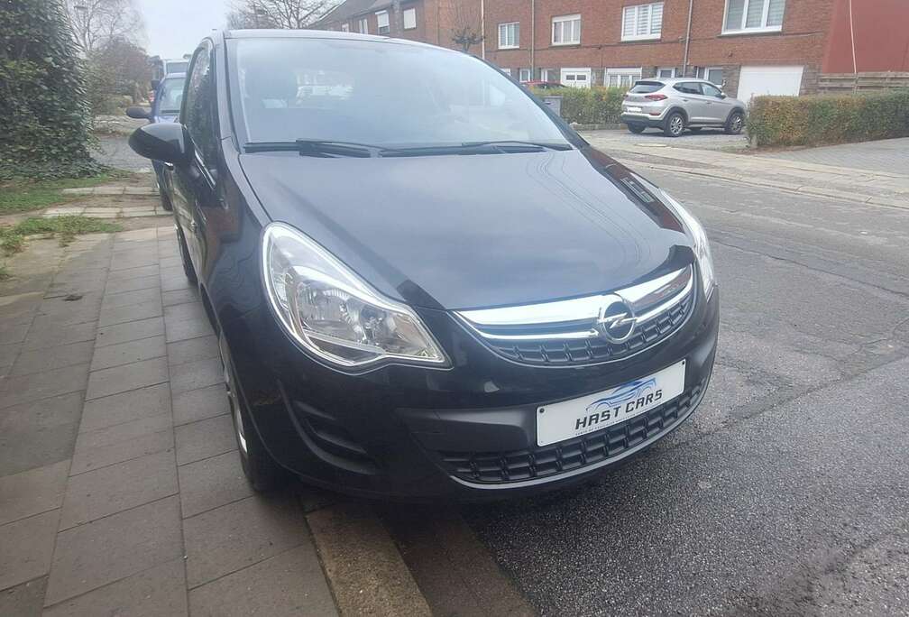 Opel Opel Corsa 1.4l essence 12 mois de garantie