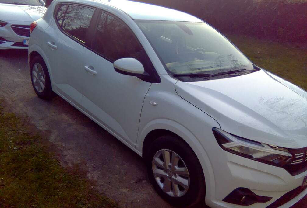 Dacia Sandero 0.9 TCe Essential (EU6.2)