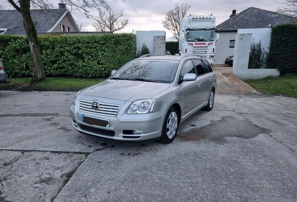 Toyota 2.0 Turbo D4D Linea Luna