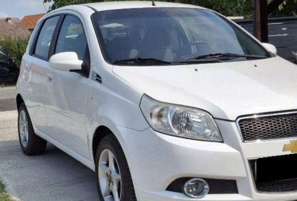 Chevrolet Aveo hatchback 1.2i L