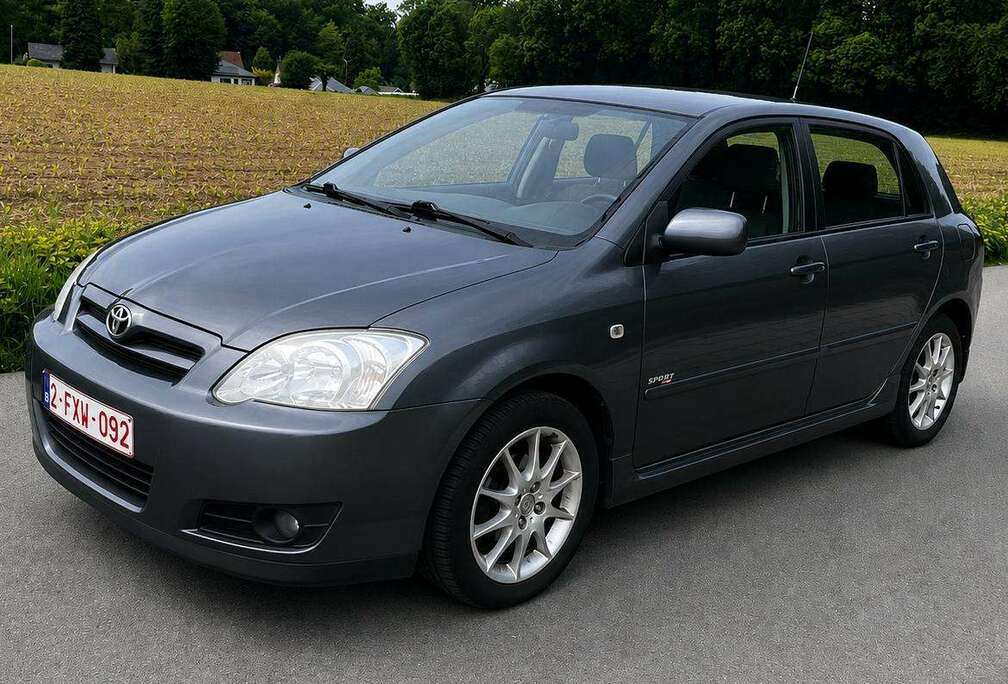 Toyota Corolla 1.6i VVT-i 16v Sport Line