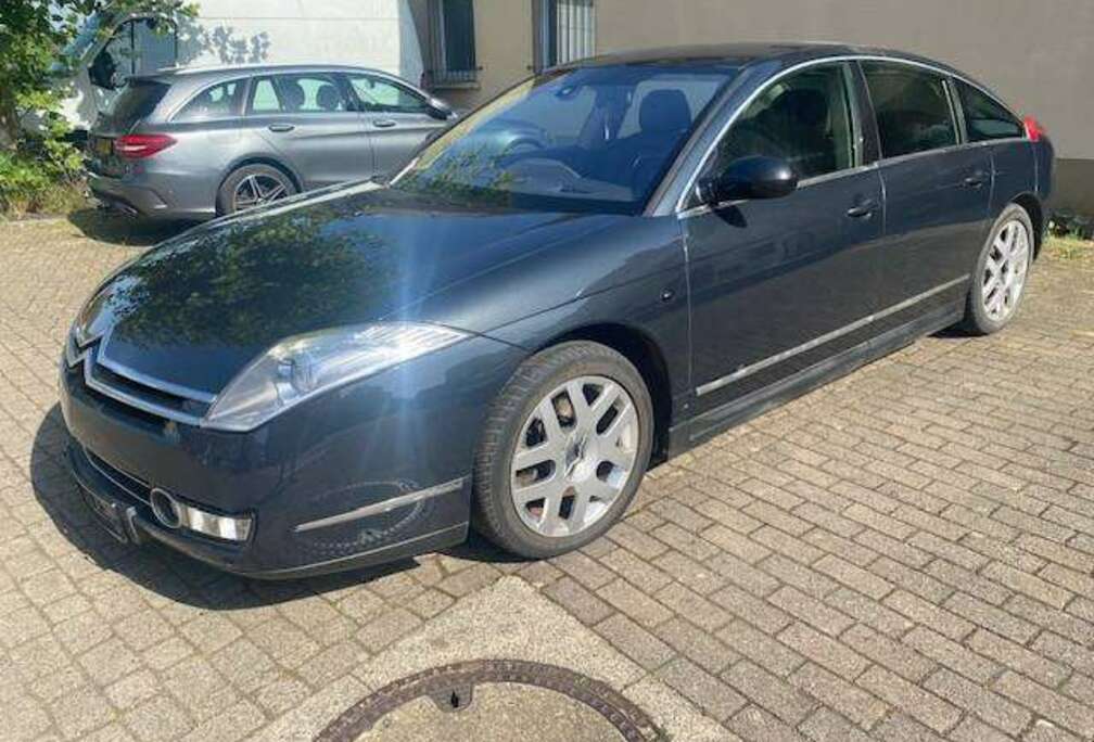 Citroen C6 2.7 HDi V6 Exclusive FAP