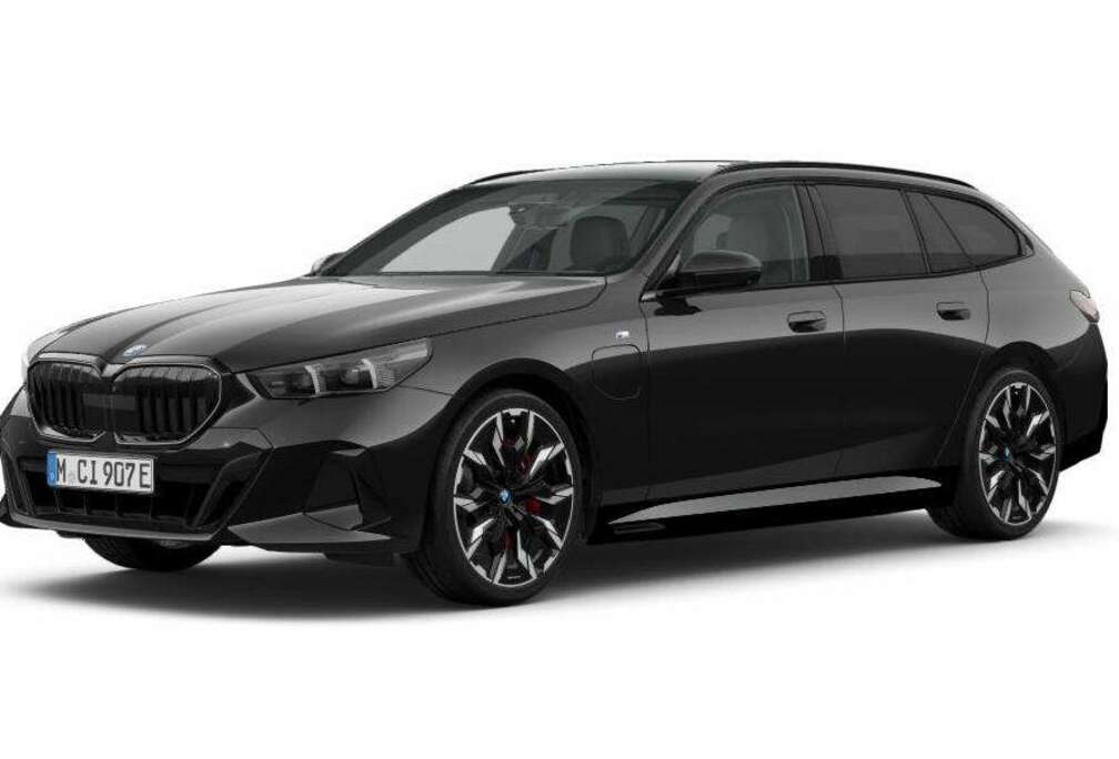 BMW e xDrive Touring M Sport PRO / FULL / JUNI \'25