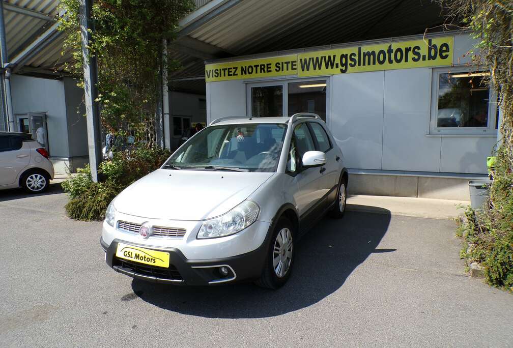 Fiat 1.6i 120cv Gris alu 02/14 87.928km Airco Radio CD