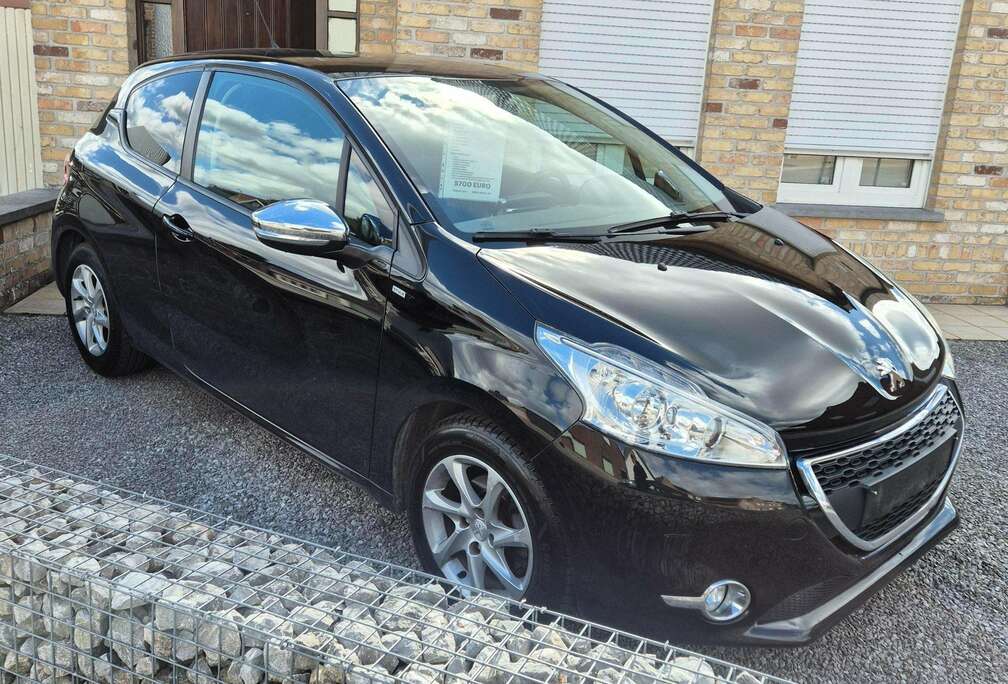 Peugeot 208 82 VTI Active