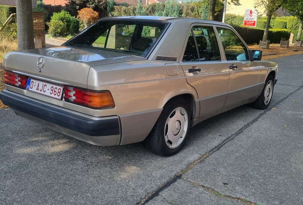 Mercedes-Benz 190D OLDTIMER