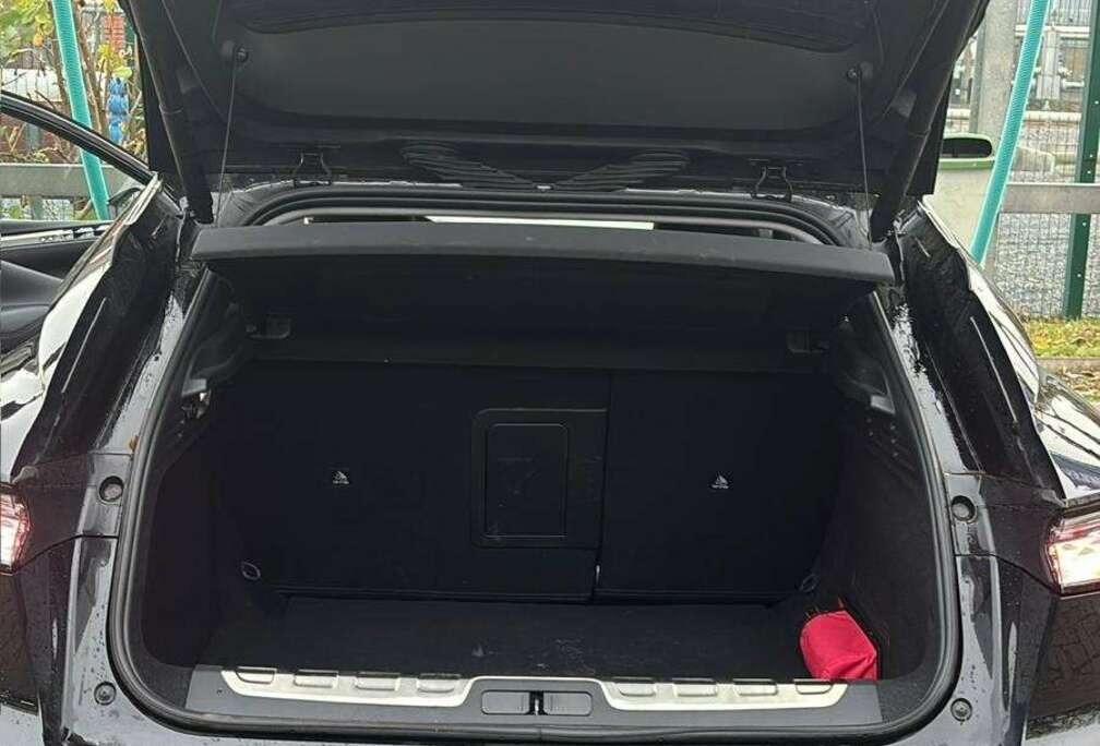 DS 4 1.5 BlueHDi Cross Trocadero