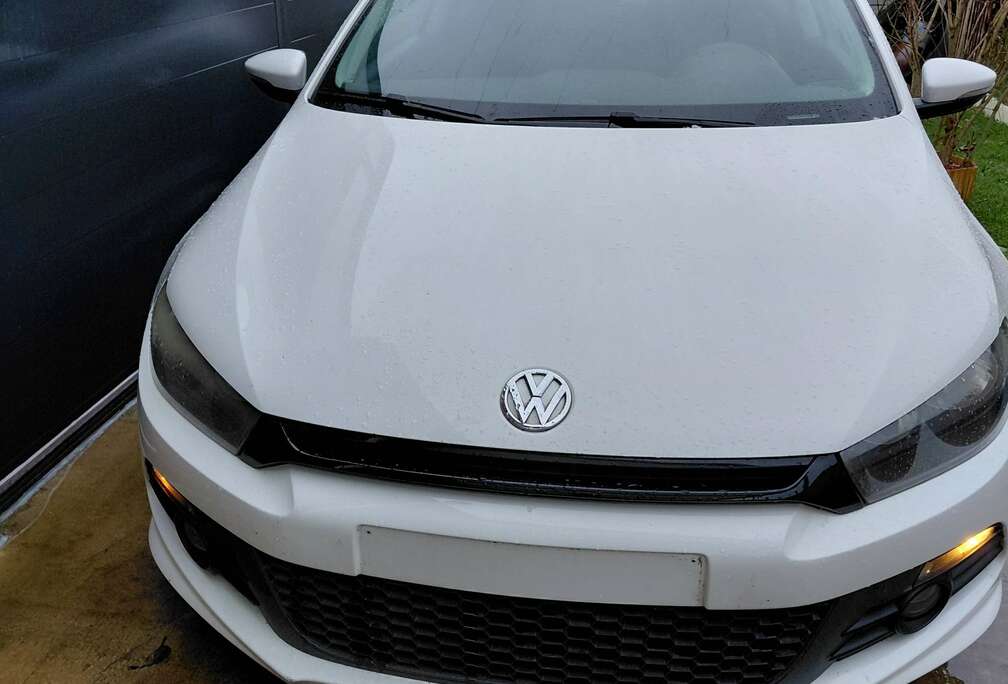 Volkswagen Scirocco 2.0 CR TDi DPF