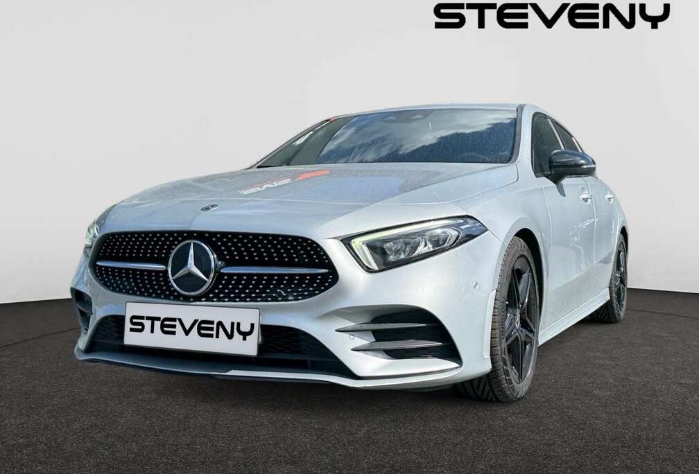 Mercedes-Benz A 180 Business Solution AMG * Pack AMG * Caméra * Navi * Palttes au volant