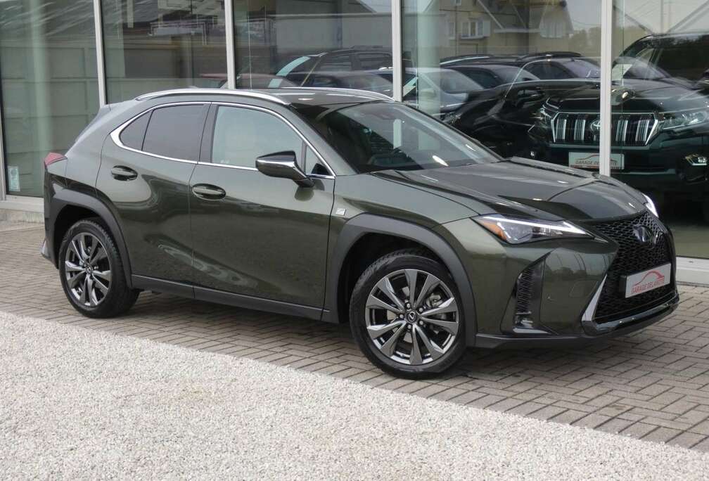 Lexus HYBRID F-Sport Design +COGNAC LEDER +Dodehoek +Zetelverwarming +GPS +Carplay +Parkeersensoren