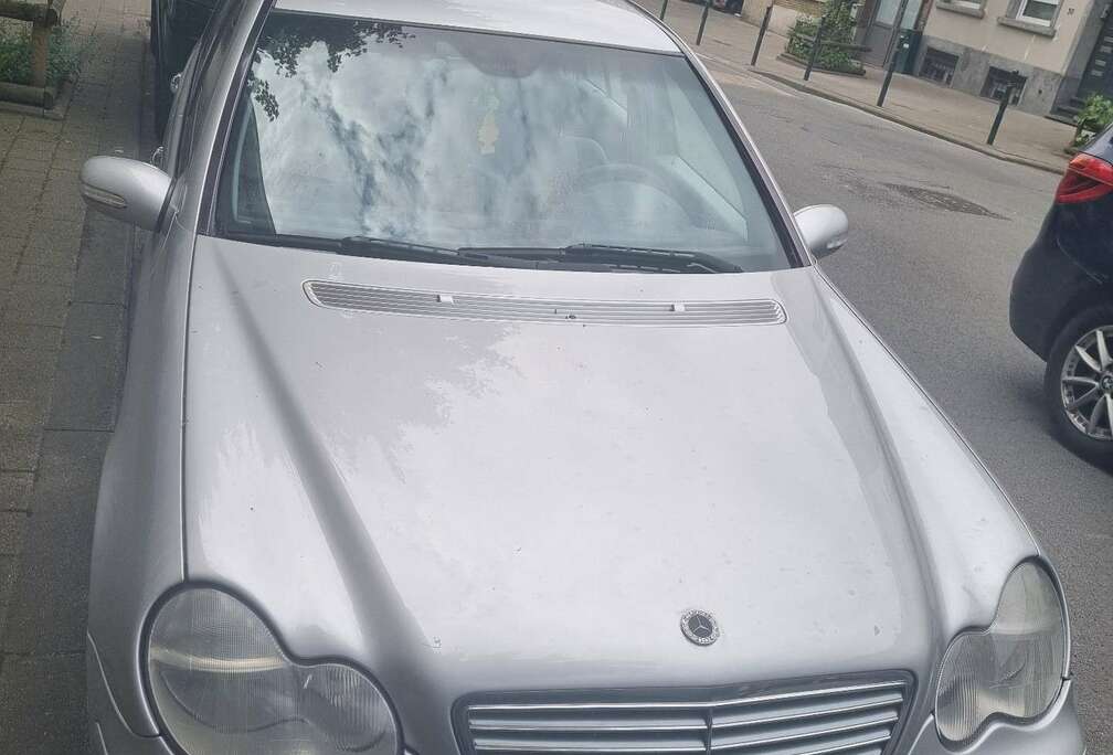 Mercedes-Benz Kompressor Elegance