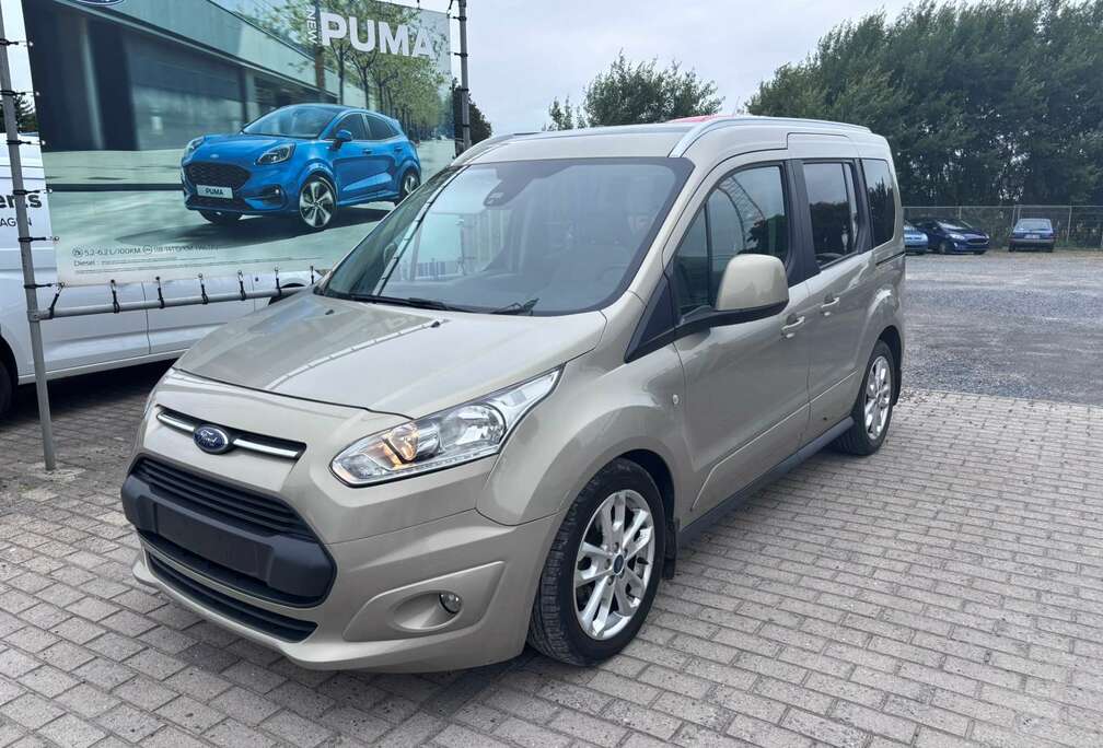 Ford Titanium / EcoBoost 1.0 / manueel