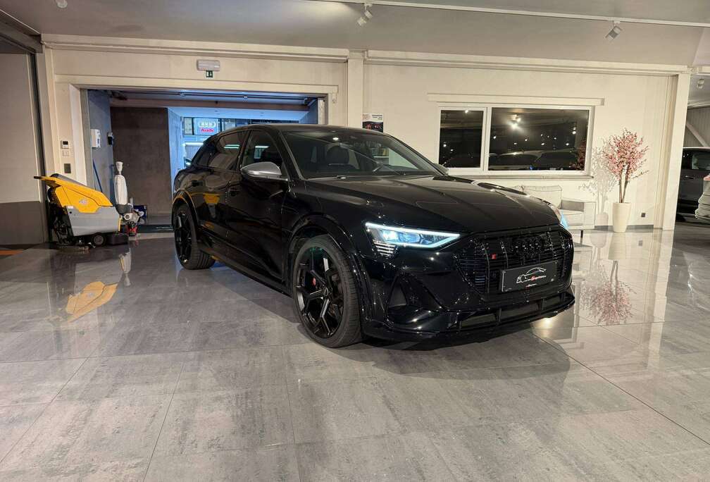 Audi 503PK QUATTRO * 28727KM * FULL BLACK PACK PLUS *  360° CAMERA * LEDER * DAB * STANDVERWARMING * 22\