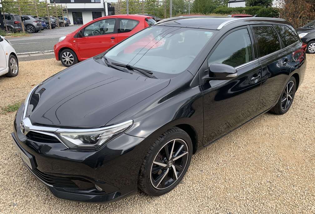Toyota Auris SW 1.2 Turbo Black Edition GARANTIE 2 ANS