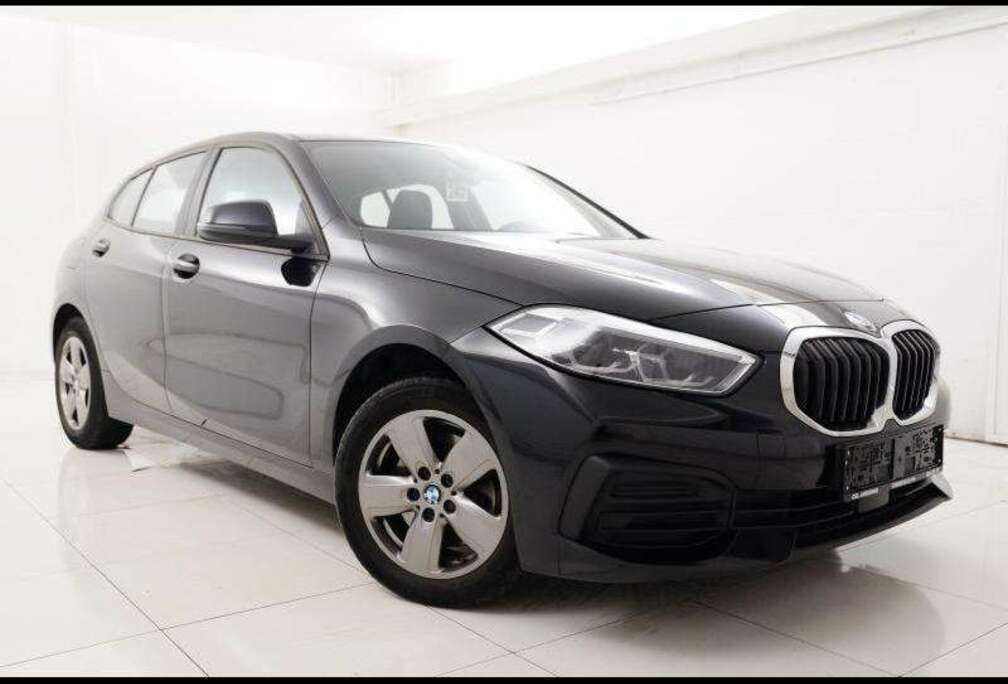 BMW 1.5D 115cv noir 12/22 83.491km Airco GPS Capteurs