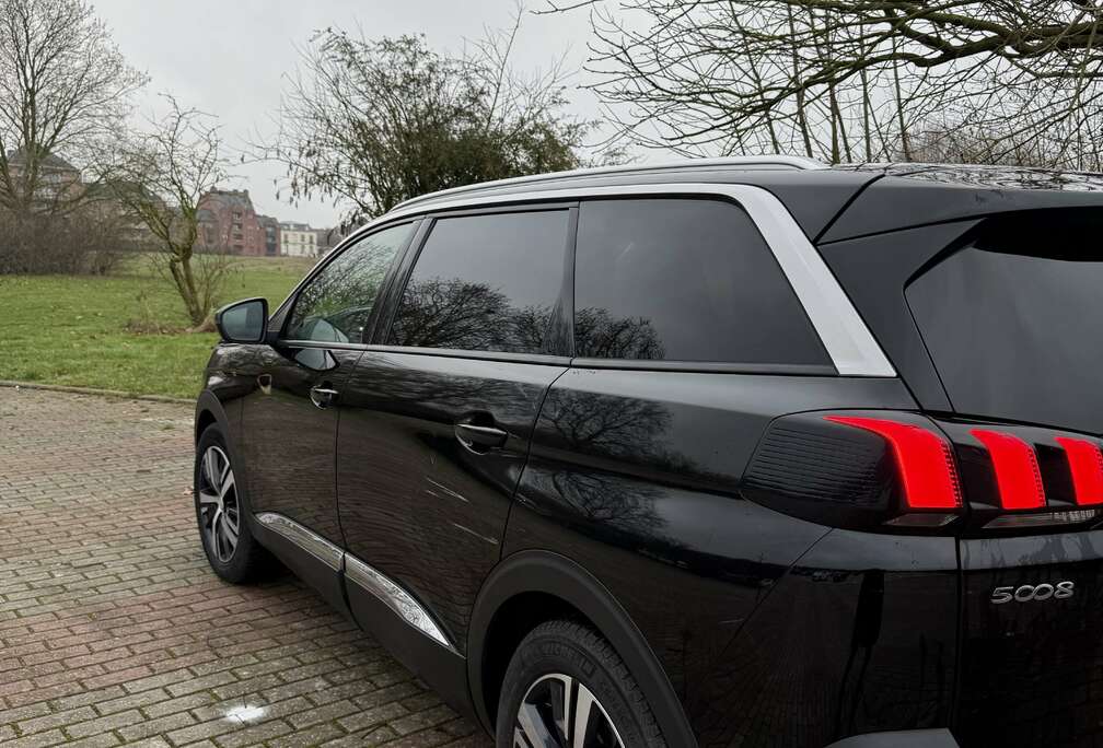 Peugeot 5008 1.5 BlueHDi Active