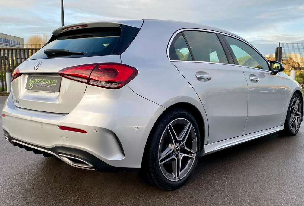 Mercedes-Benz A 180 AMG Line
