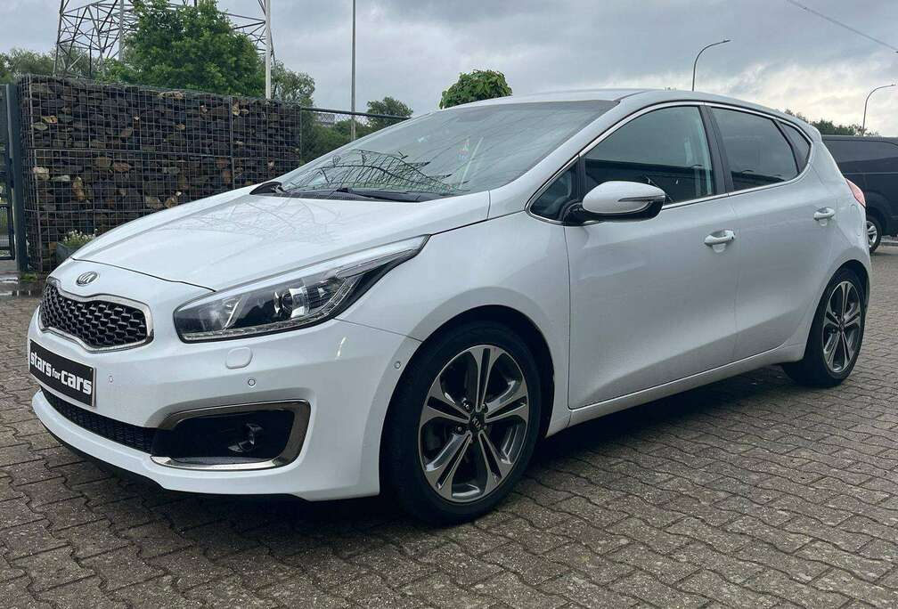 Kia 1.6i Sport DCT - Nieuwstaat - Full option - 1e eig