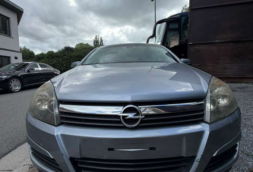 Opel 1.8 Elegance A