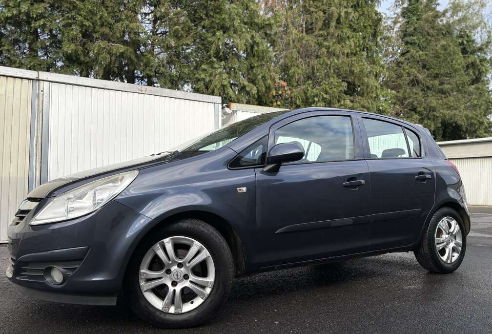 Opel 1.2i XEP 16v Edition Kim Clijsters Easy