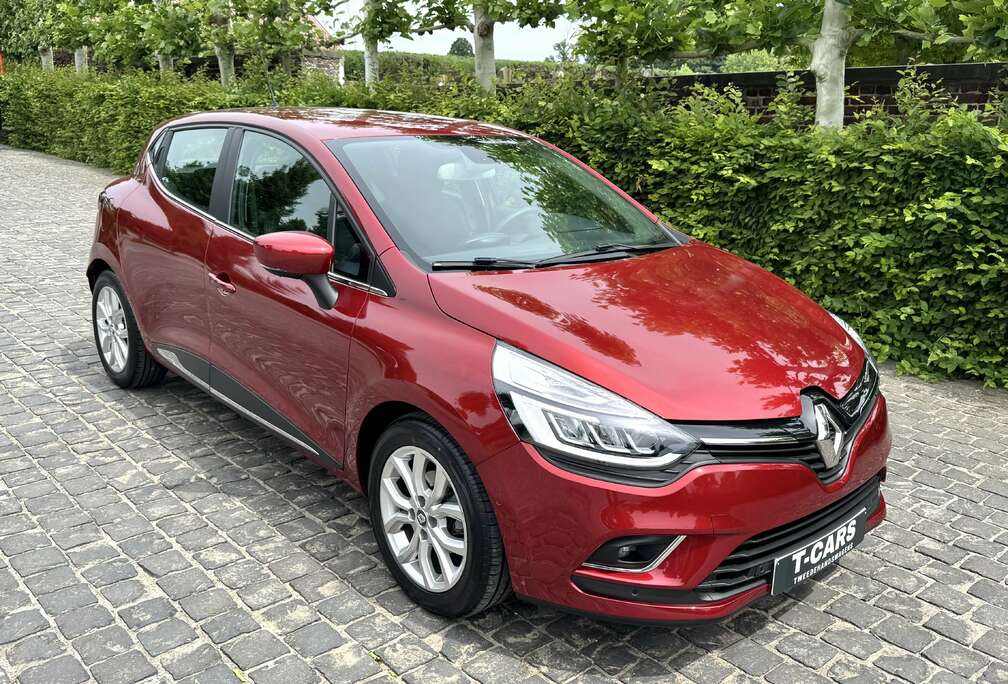 Renault Intens / Benzine 90pk / Navi / Led Lichten