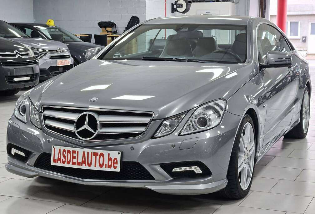 Mercedes-Benz COUPE 2.2 CDI PACK AMG Auto Gps Bluetooth Cd Cuir Chauffants Massants Cruise Palettes Bi-Zone Sensors Bi-XENON