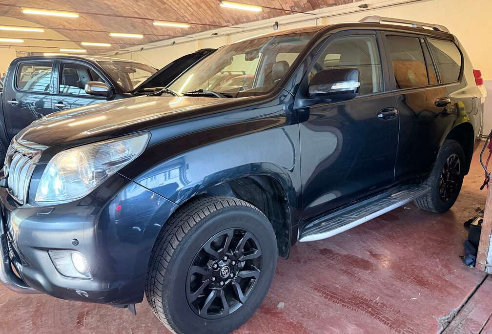 Toyota VX