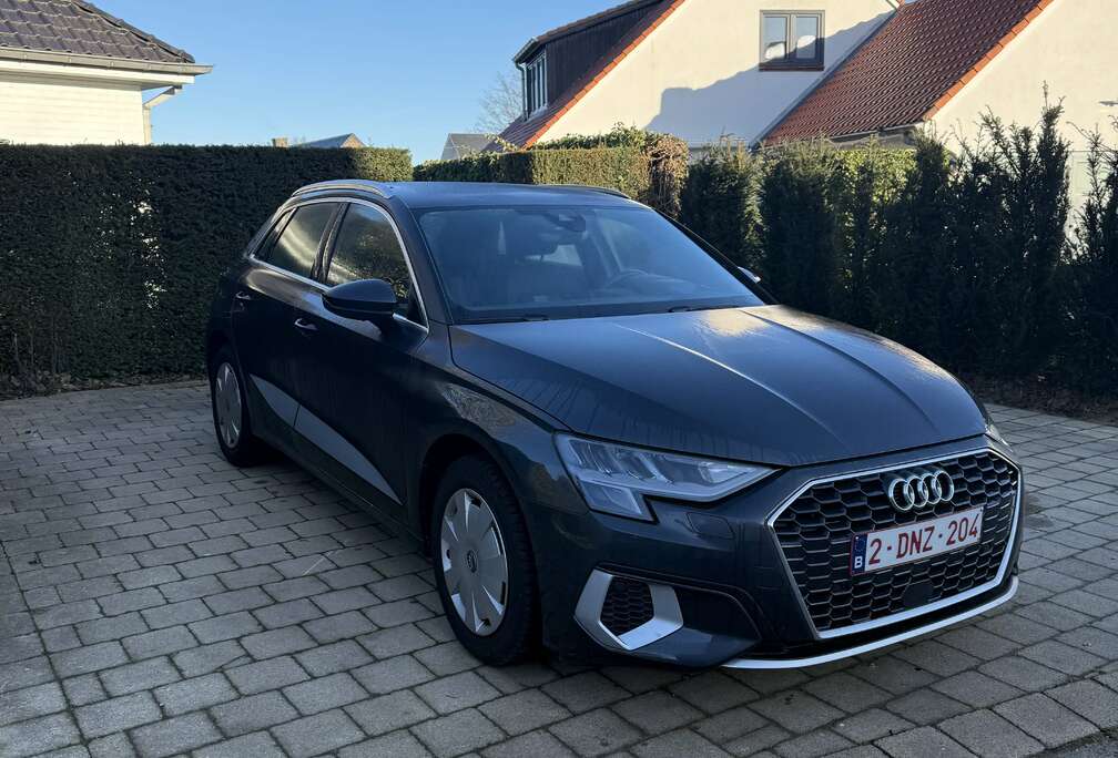 Audi Sportback 30 TFSI Business Edition Advanced S tron