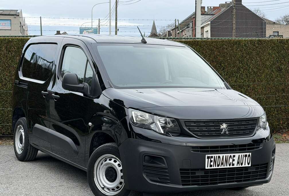 Peugeot 1.5 BlueHDi - 1e Main - 3 Places - TVAC