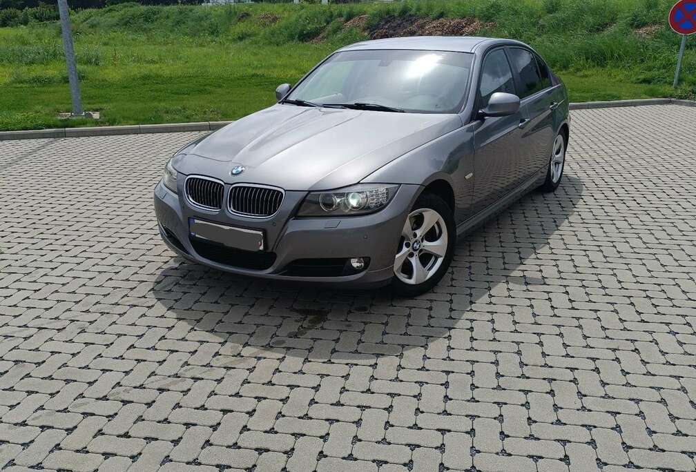 BMW 320d 163 ch EfficientDynamics Edition Executive