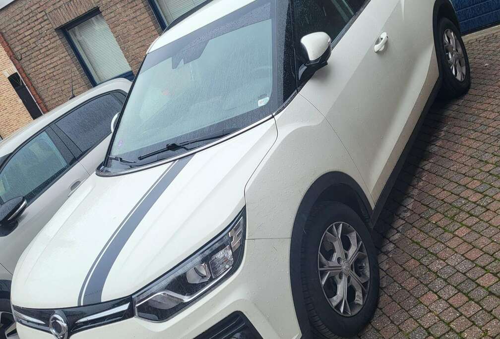 SsangYong Tivoli 1.2 T-GDI 2WD Amber (EU6d)