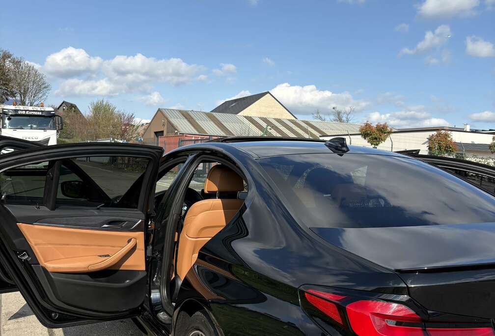 BMW EA/ Toit/M Pack/360/Full/Cuir/