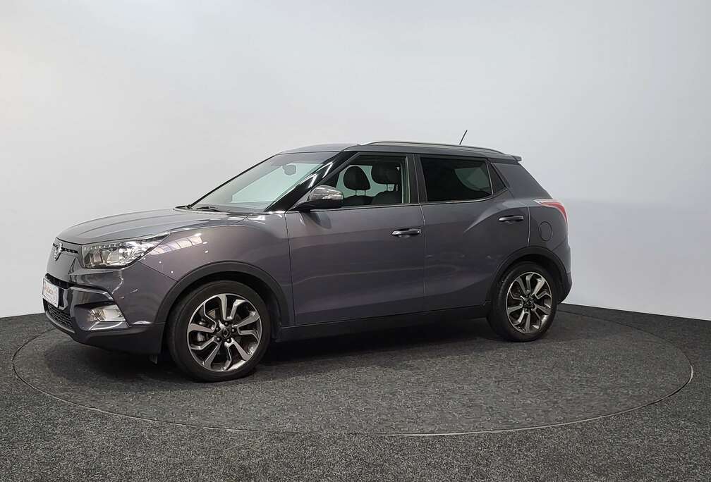 SsangYong e-XGi  1 eigenaar  Leder  Navi  Camera  Top