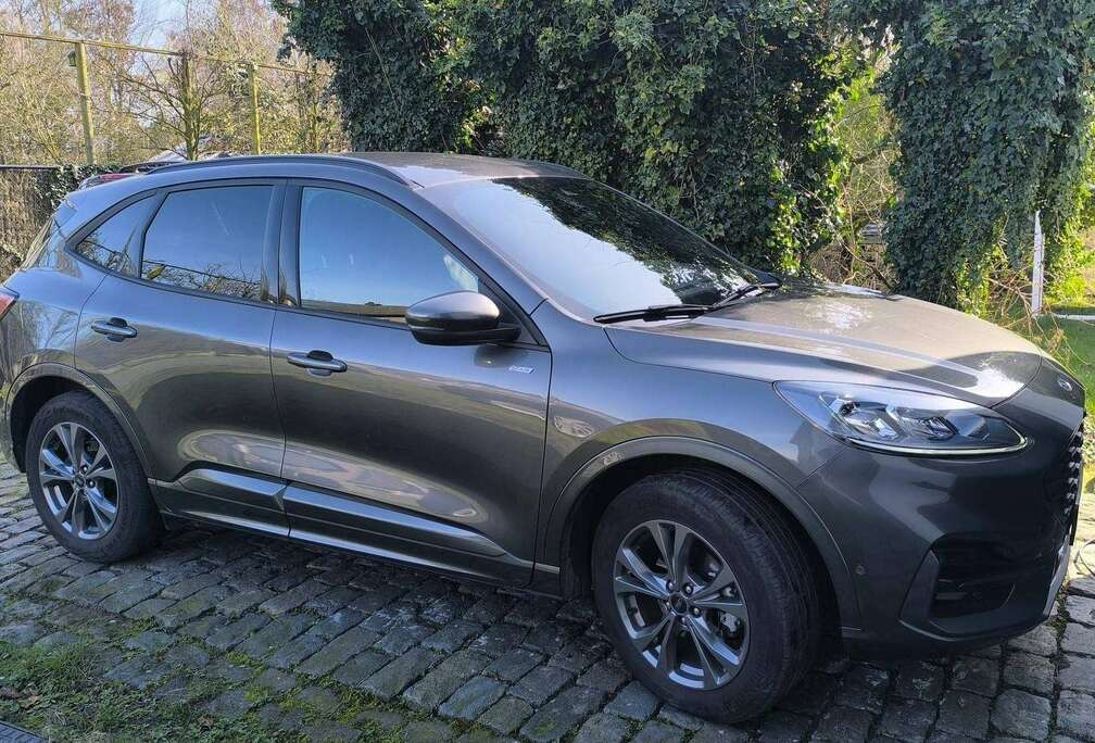 Ford Kuga ST-Line X 2.5i PHEV 225pk/165kw Auto